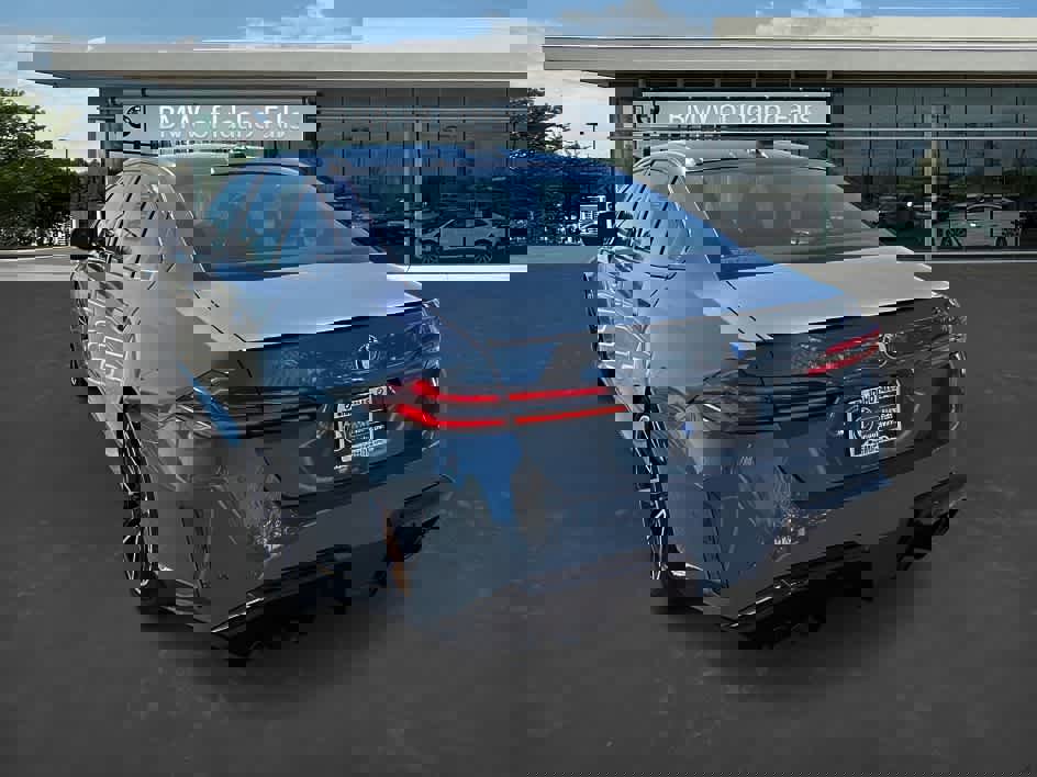 New 2026 BMW M5 w/ Executive Package image 5