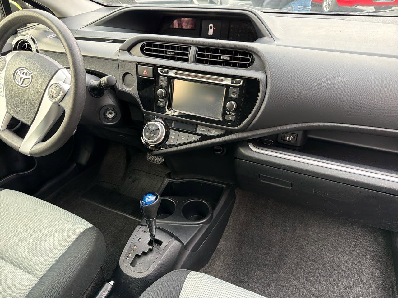 Used 2016 Toyota Prius C Persona Series image 16