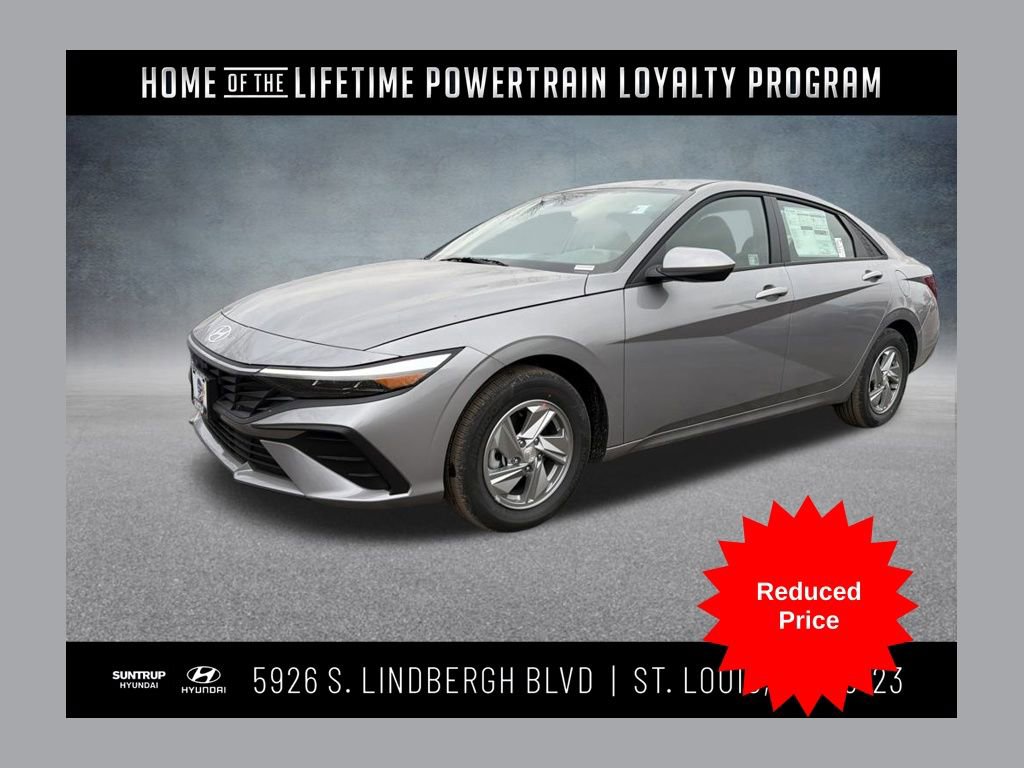 Used 2026 Hyundai Elantra SE w/ Cargo Package