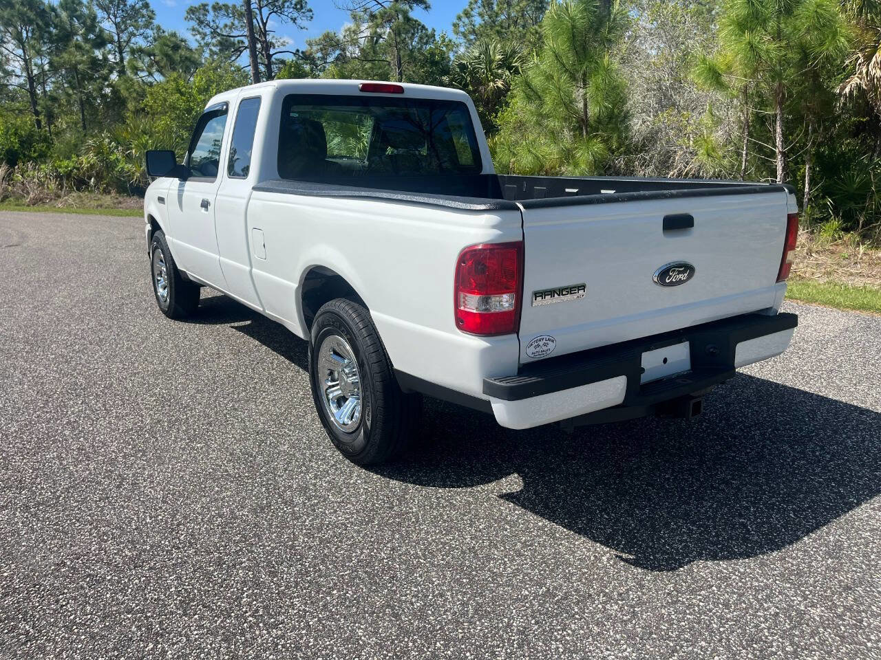 Used 2011 Ford Ranger XLT image 3