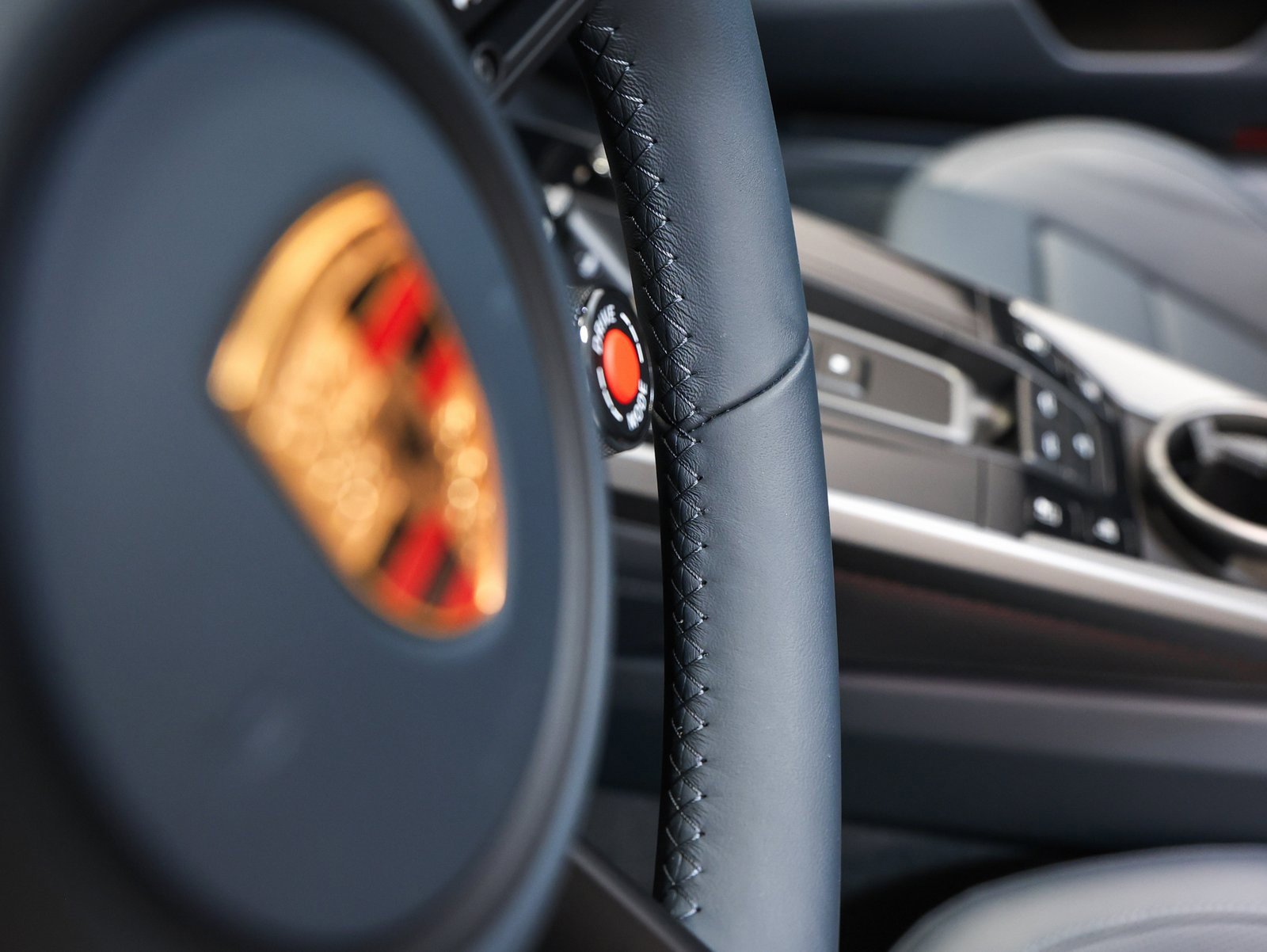 Used 2025 Porsche 911 Carrera image 42