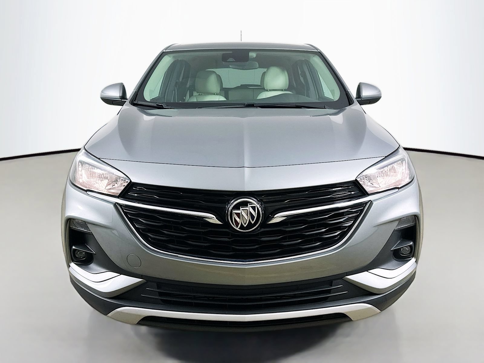Used 2023 Buick Encore GX Preferred w/ Cold Weather Comfort Package FWD image 2