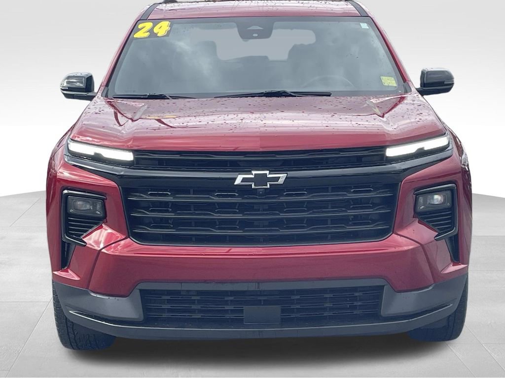 Used 2024 Chevrolet Traverse LT w/ Midnight/Sport Edition image 9