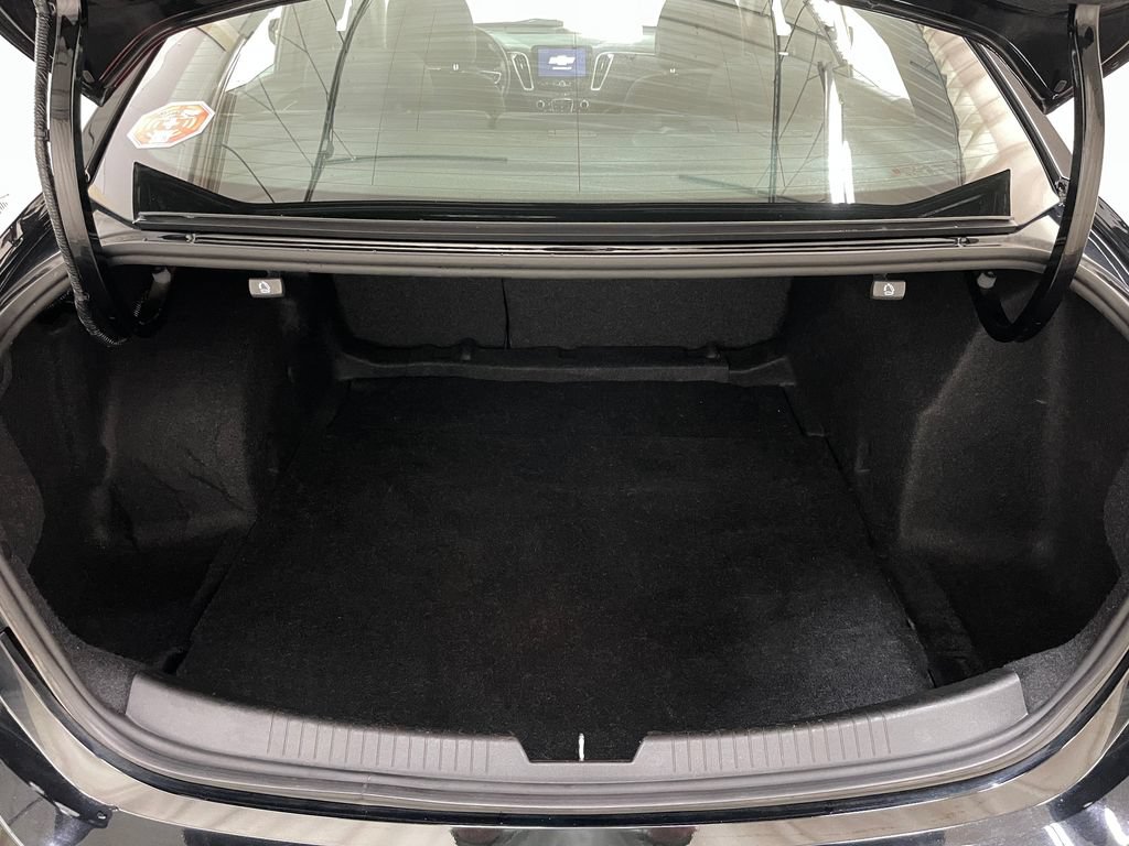 Certified 2021 Chevrolet Malibu LT FWD image 43