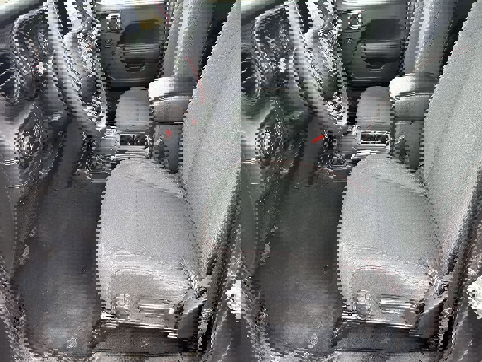 Used 2024 Jeep Wrangler Unlimited Rubicon image 17