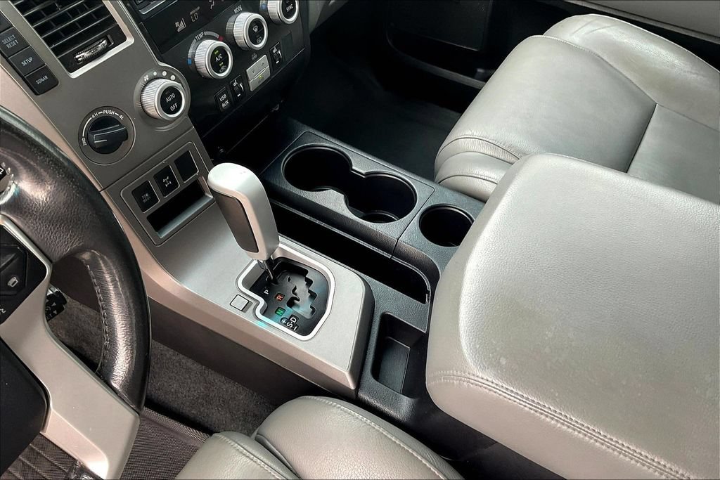 Used 2014 Toyota Sequoia Limited AWD/4WD image 18
