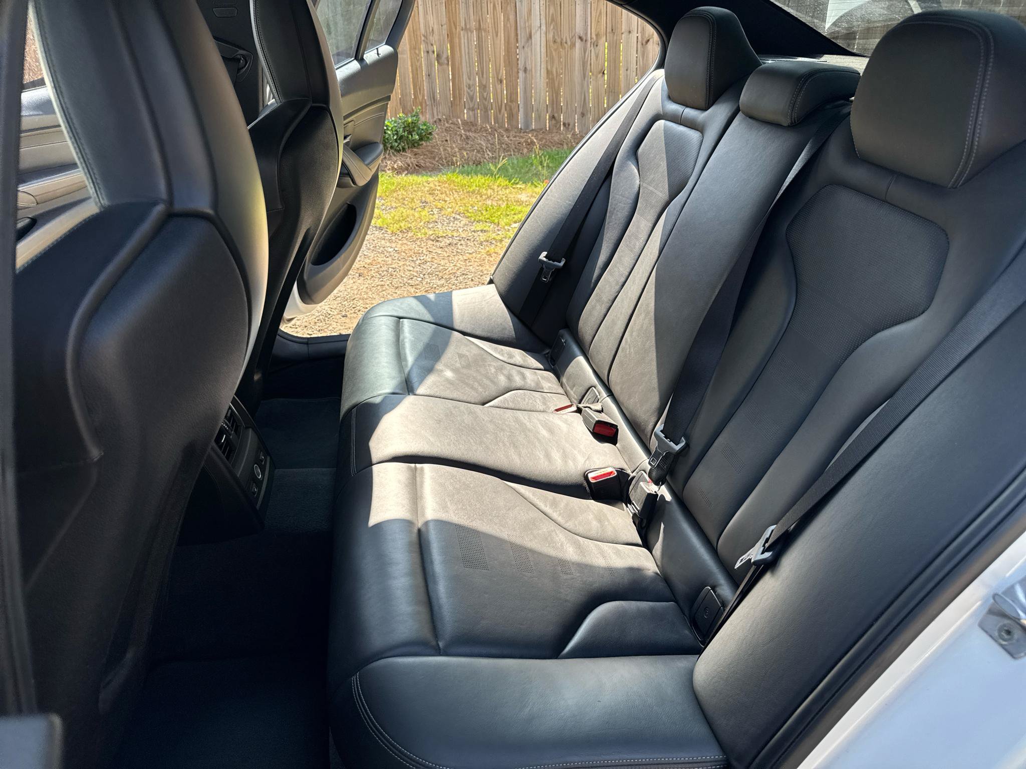 Used 2016 BMW M3 RWD image 20