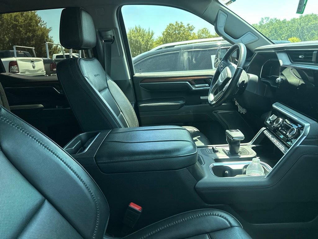 Used 2023 GMC Sierra 1500 Denali AWD/4WD image 5