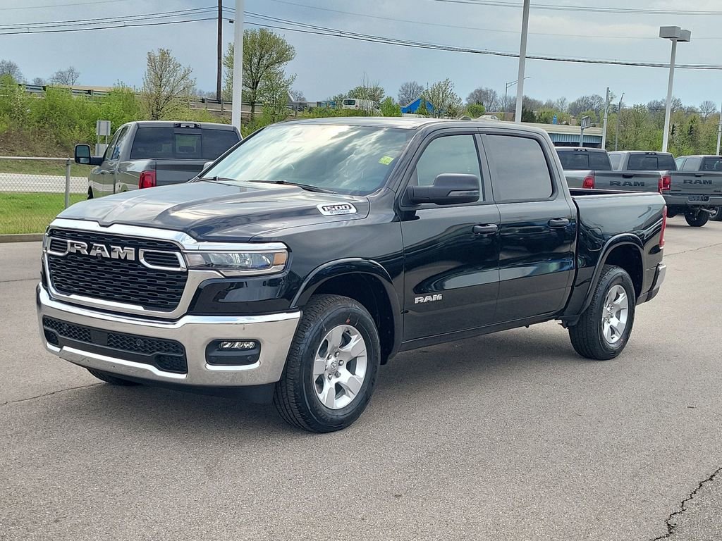 New 2026 RAM 1500 4x4 Crew Cab image 2