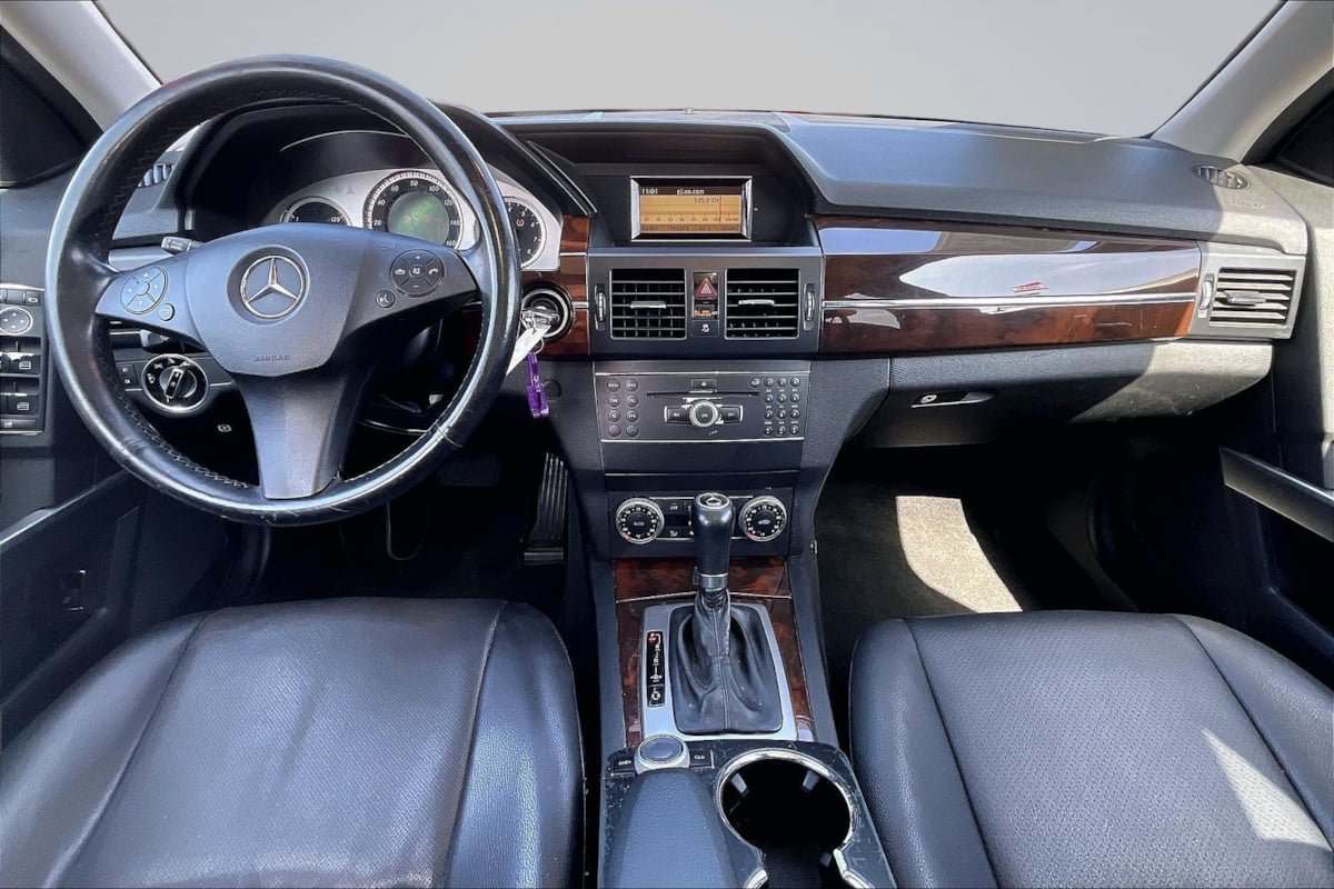 Used 2011 Mercedes-Benz GLK 350 2WD image 16