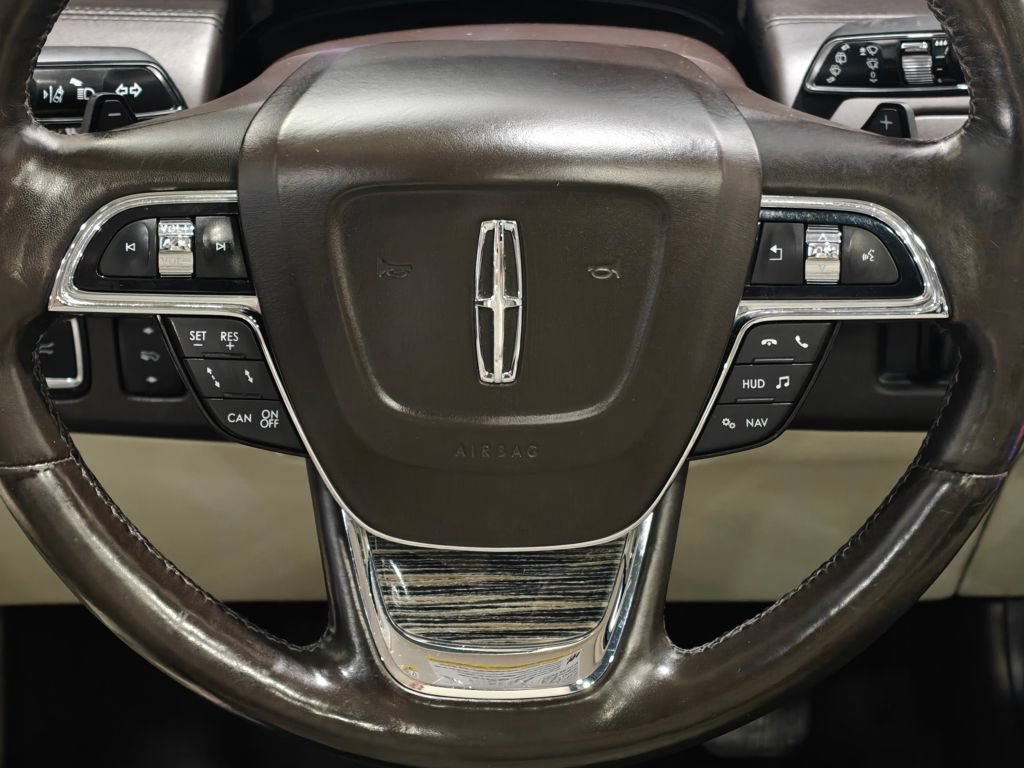 Used 2019 Lincoln Navigator Black Label w/ Cargo Package AWD/4WD image 6