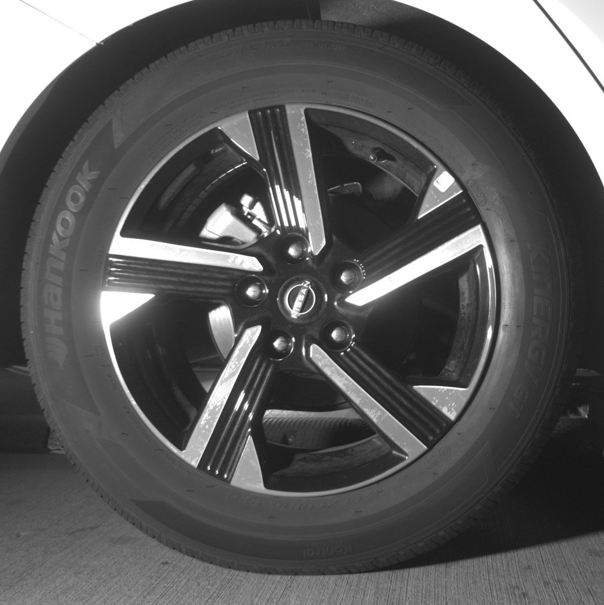 Used 2025 Nissan Sentra SV FWD image 15