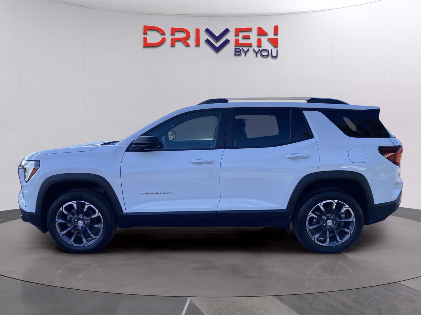 New 2026 GMC Terrain Elevation w/ Elevation Premium Package image 2