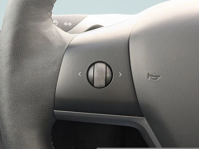 Used 2023 Tesla Model 3 Long Range image 25