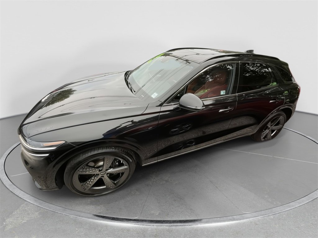 Certified 2024 Genesis GV70 3.5T Sport w/ Sport Advanced Package image 4