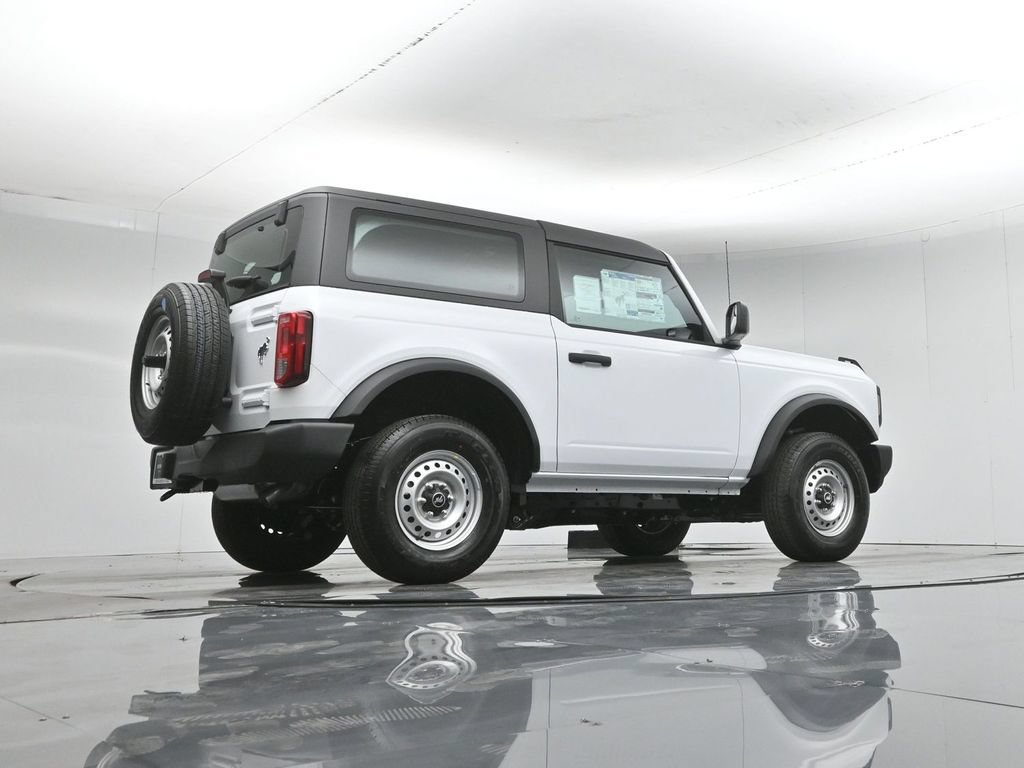 New 2026 Ford Bronco 2-Door AWD/4WD image 44