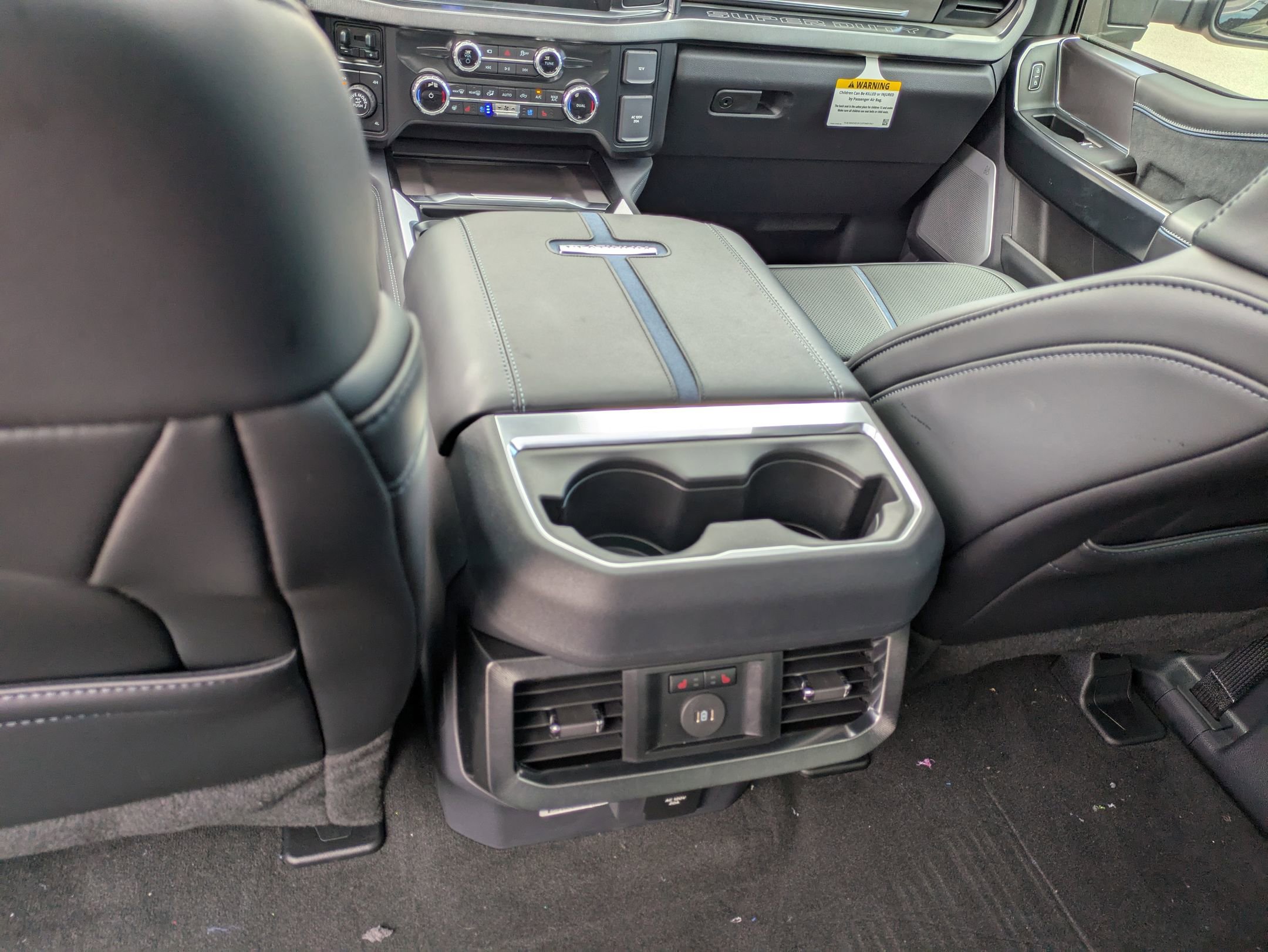 New 2026 Ford F250 Platinum w/ Tremor Off-Road Package image 32