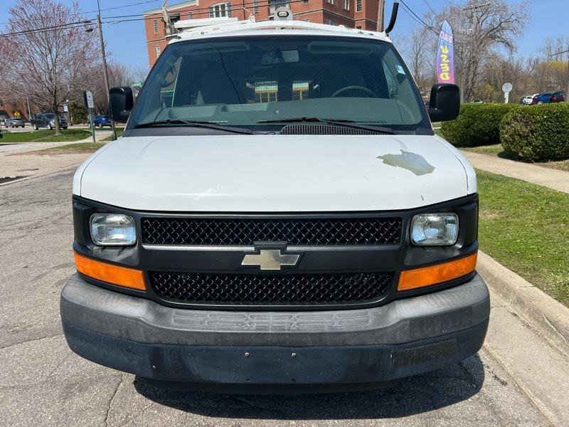 Used 2013 Chevrolet Express 2500 image 3