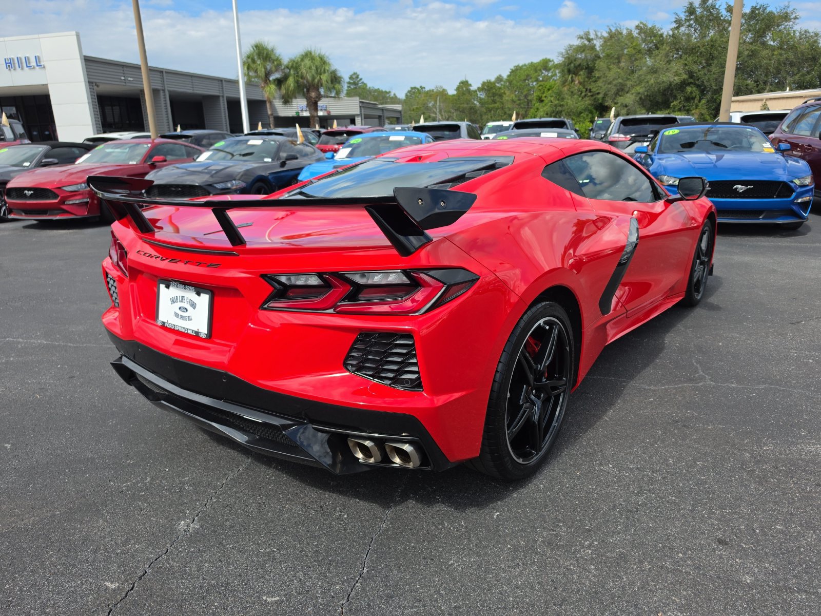 Used 2023 Chevrolet Corvette Stingray Preferred Cpe w/ Engine Appearance Package RWD image 5