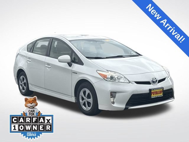 Used 2015 Toyota Prius Four FWD image 1