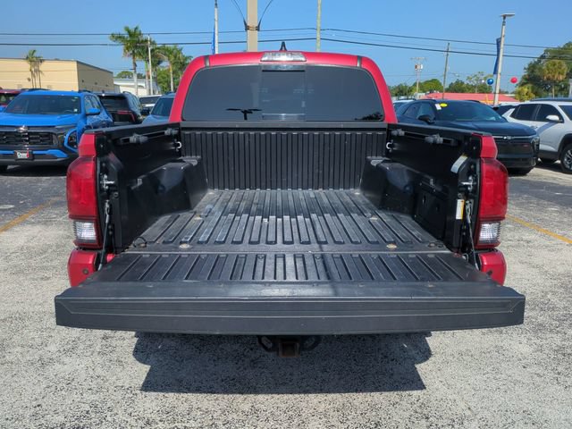 Used 2023 Toyota Tacoma SR5 AWD/4WD image 14
