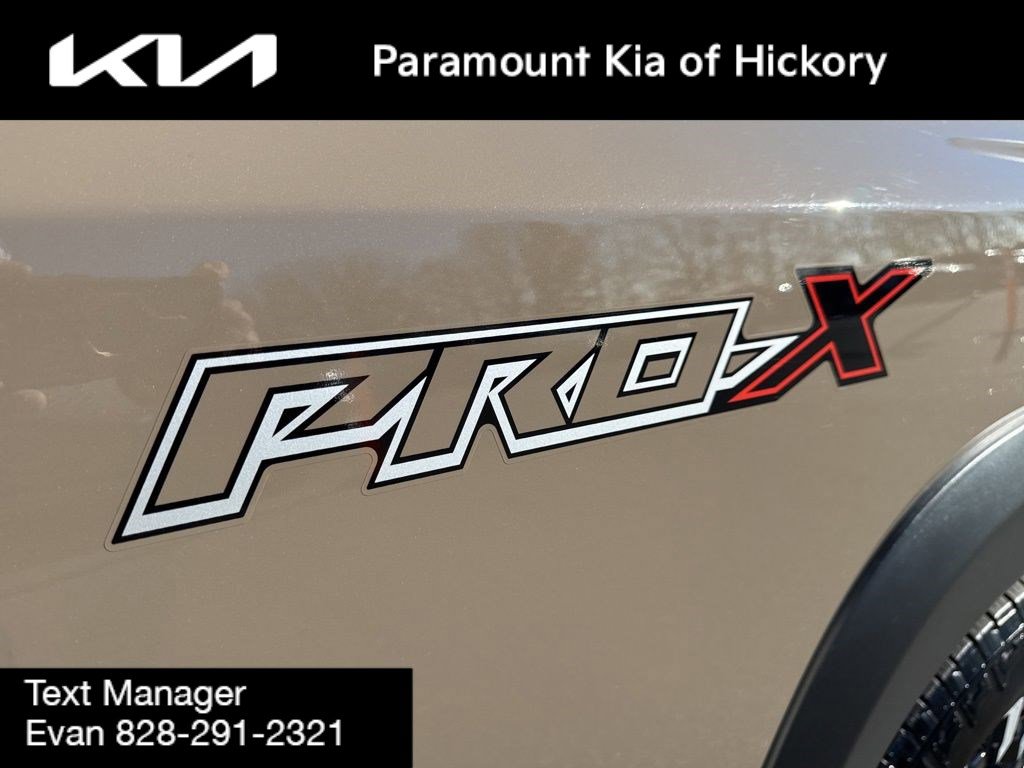 Used 2024 Nissan Frontier Pro-X w/ Technology Package image 10