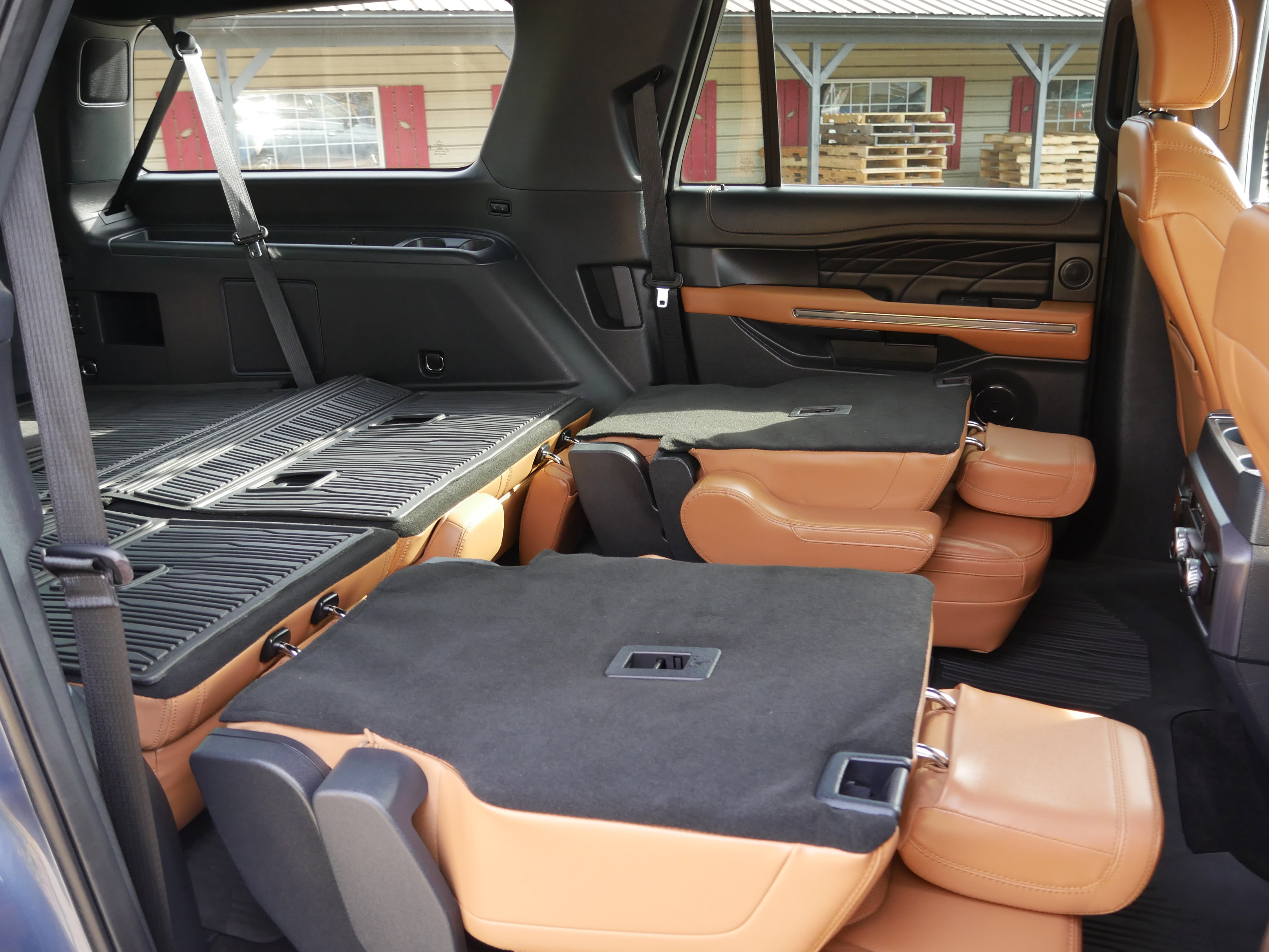 Certified 2023 Ford Expedition Max Platinum image 38