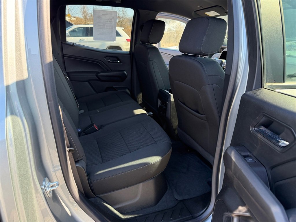 Used 2024 Chevrolet Colorado LT w/ LT Convenience Package II image 27