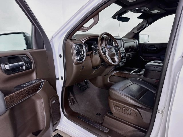 Used 2022 GMC Sierra 1500 Denali w/ Denali Reserve Package AWD/4WD image 3