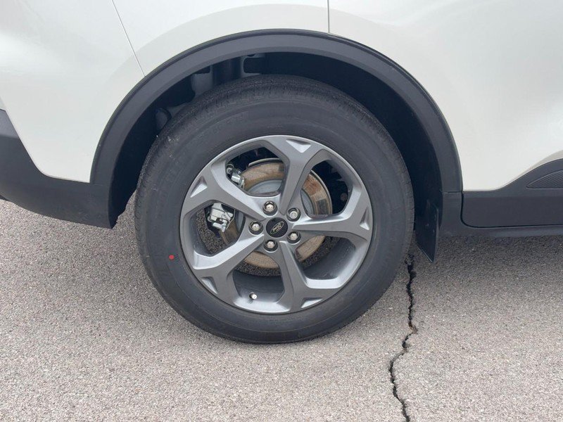 New 2026 Ford Escape ST-Line w/ Tech Pack #1 AWD/4WD image 4