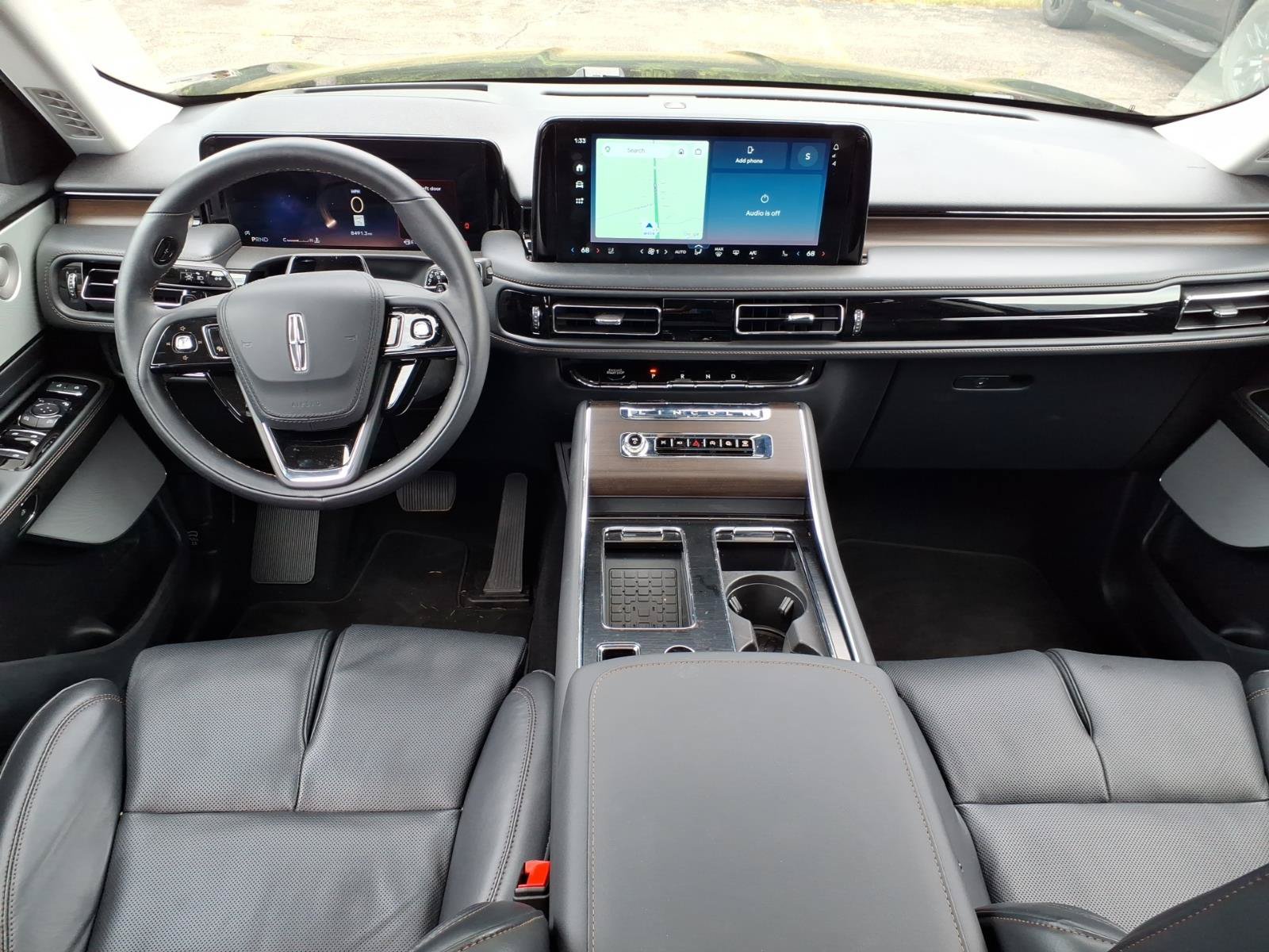 Used 2025 Lincoln Aviator Reserve w/ Equipment Group 201A AWD/4WD image 9