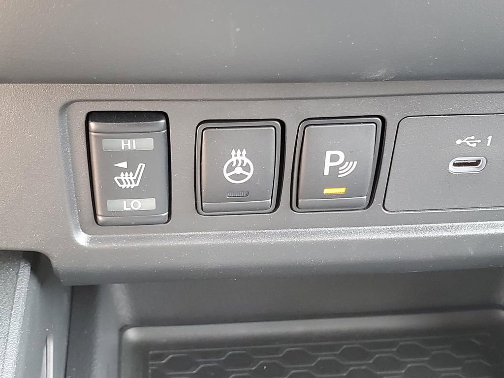 Certified 2026 Nissan Frontier SV w/ SV Convenience Package RWD image 25