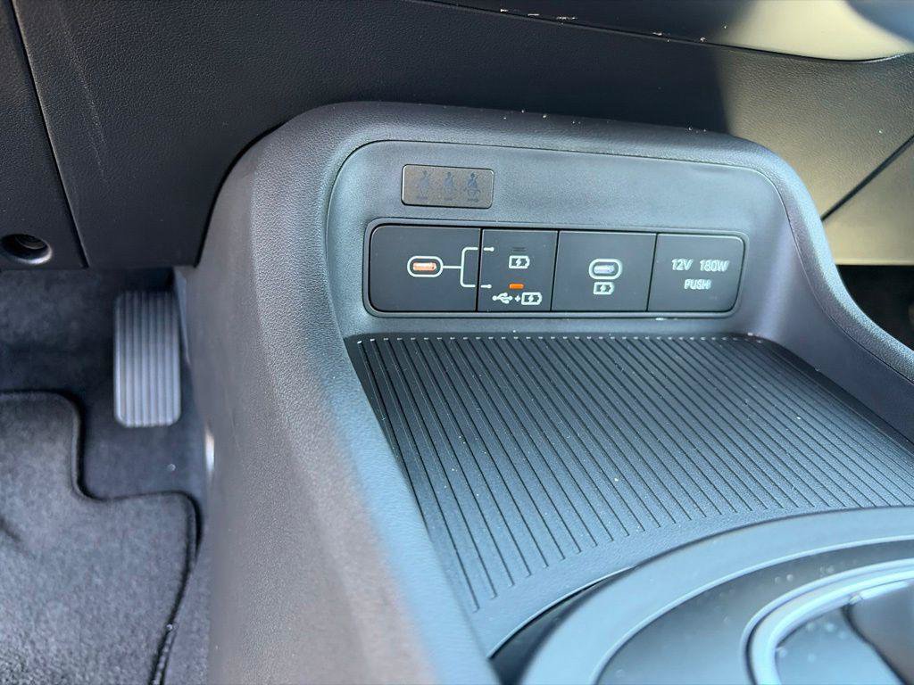 New 2026 Hyundai Kona SE AWD/4WD image 20