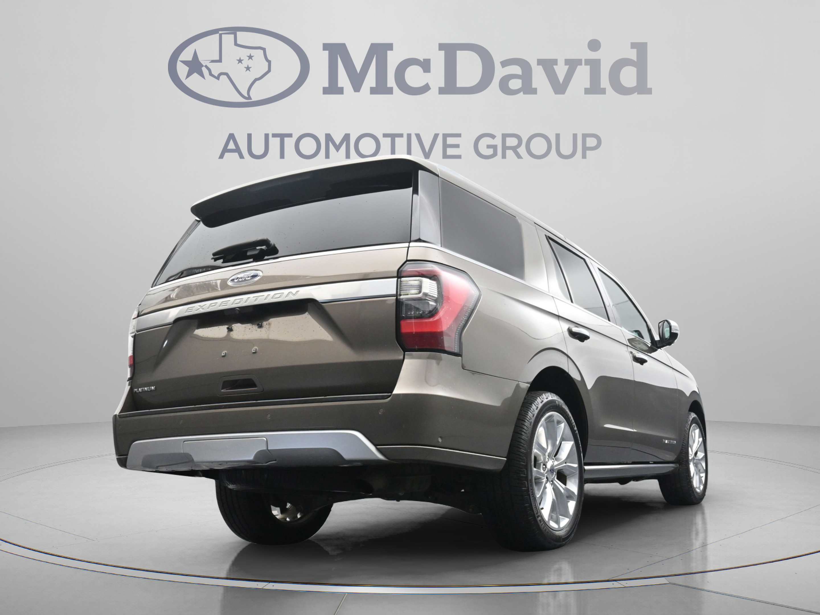 Certified 2019 Ford Expedition Platinum RWD image 32