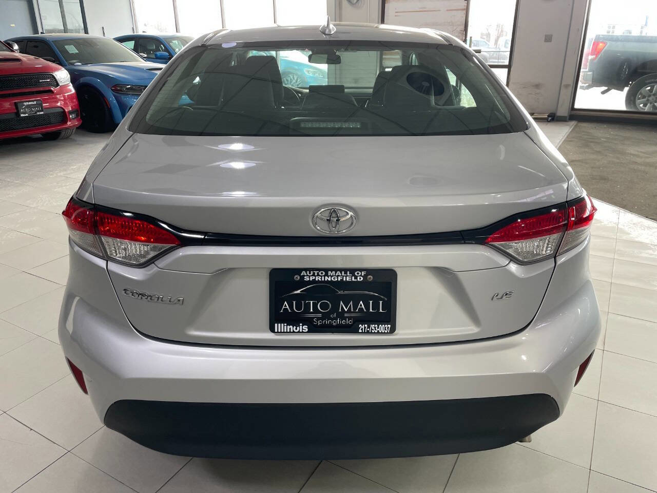 Used 2024 Toyota Corolla LE image 6