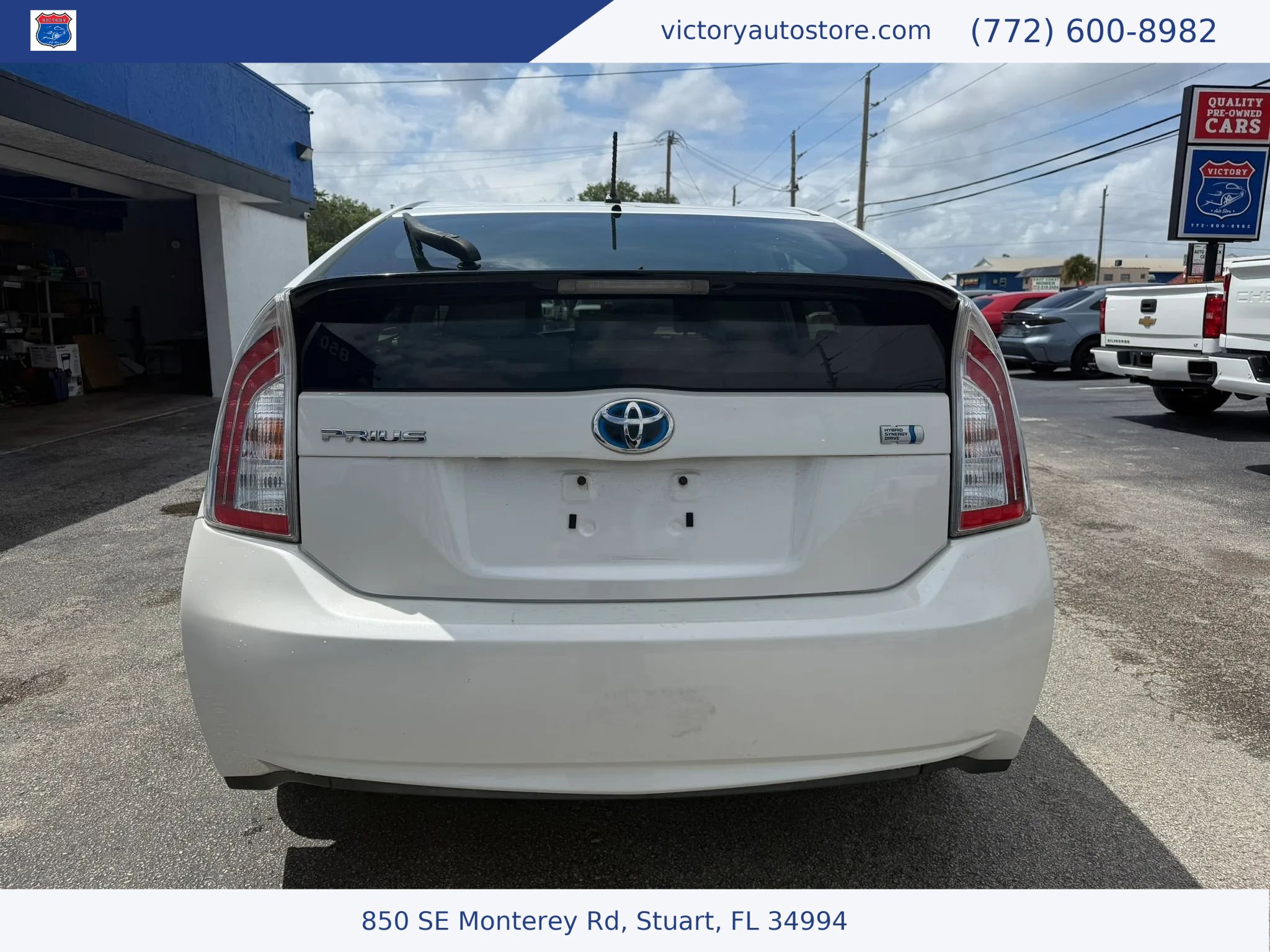 Used 2014 Toyota Prius Two FWD image 4