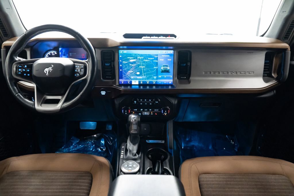 Used 2022 Ford Bronco Outer Banks image 9