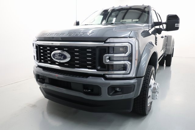 Used 2025 Ford F450 Platinum w/ FX4 Off-Road Package image 62