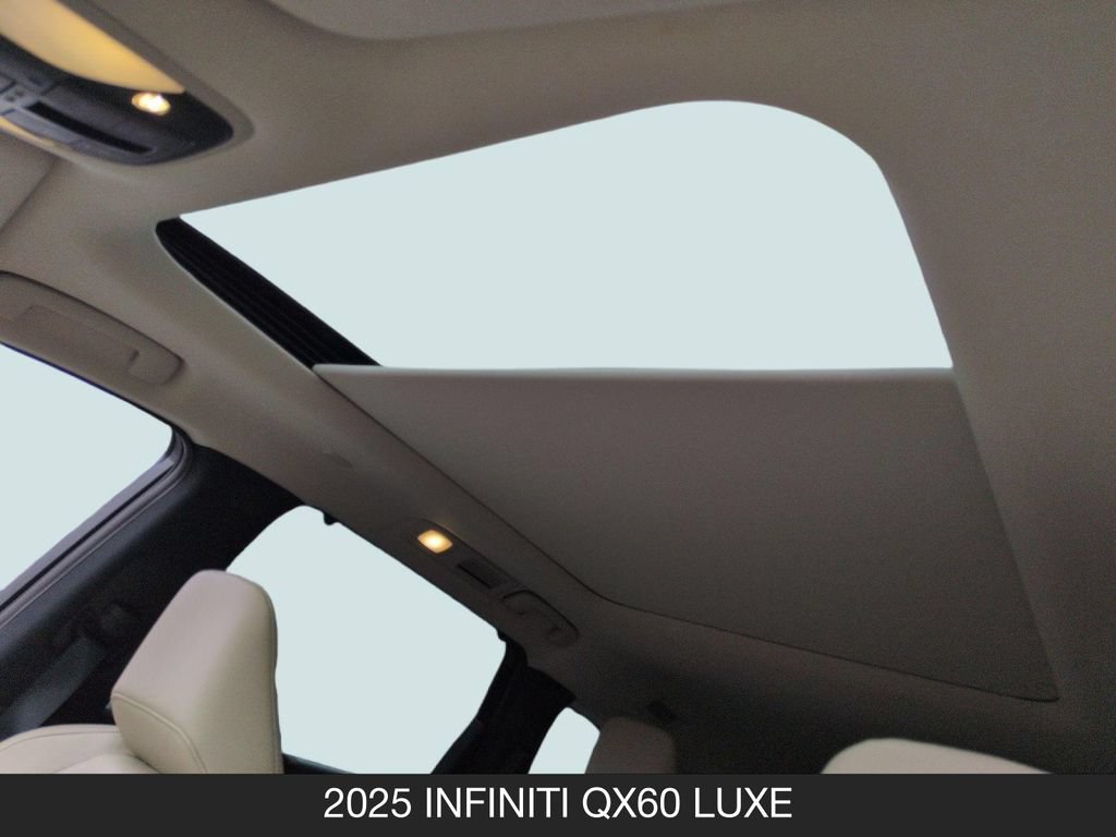 Used 2025 INFINITI QX60 Luxe FWD image 16