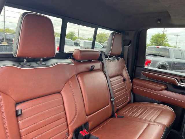 Used 2024 GMC Sierra 3500 Denali Ultimate AWD/4WD image 19