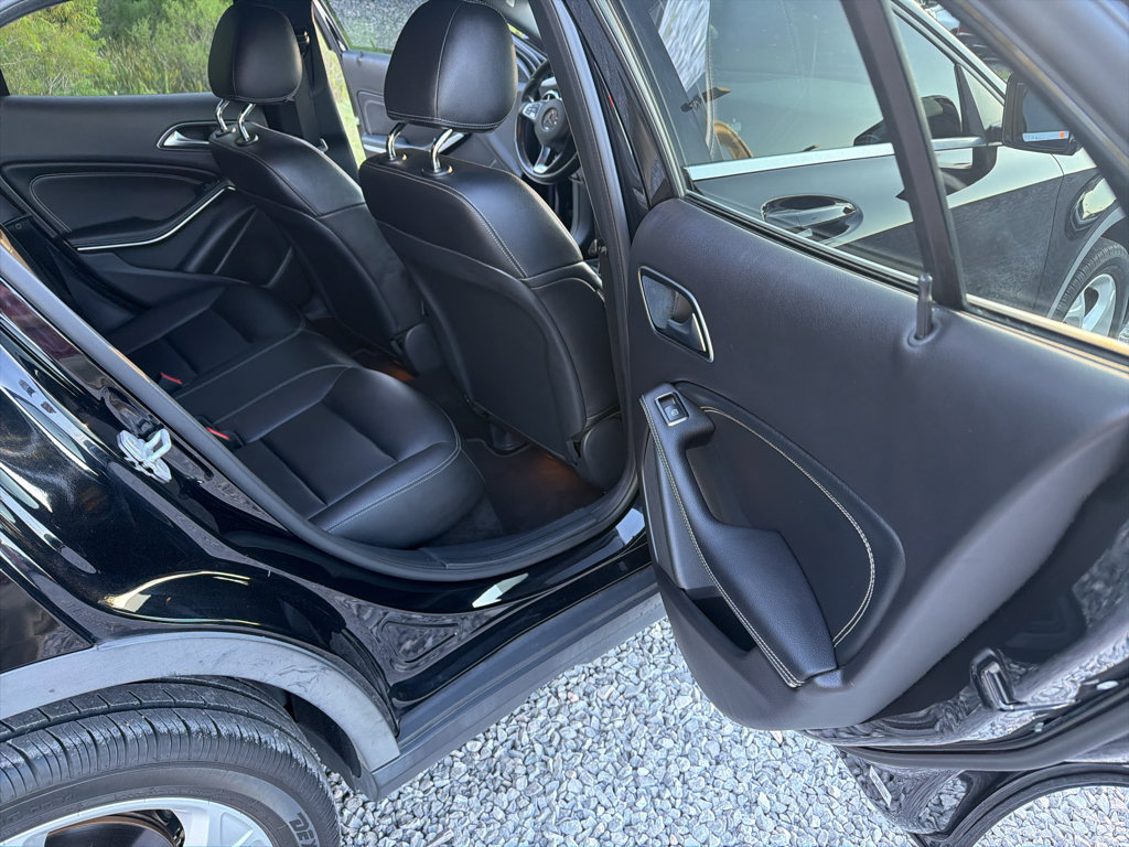Used 2018 Mercedes-Benz GLA 250 image 21