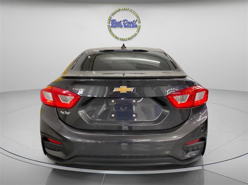 Used 2017 Chevrolet Cruze LT w/ Convenience Package image 4