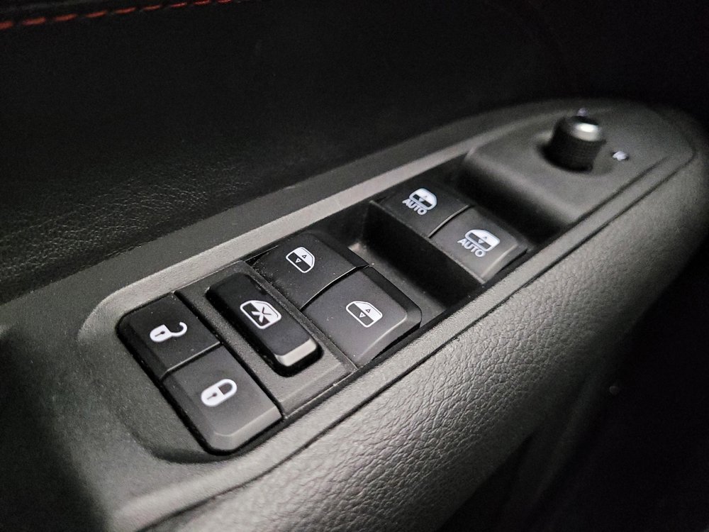 Used 2024 Jeep Compass Trailhawk image 27