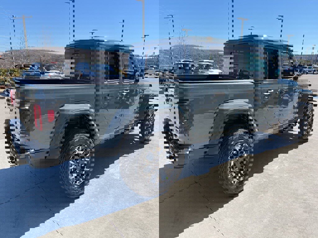 New 2026 Jeep Gladiator Sport image 20