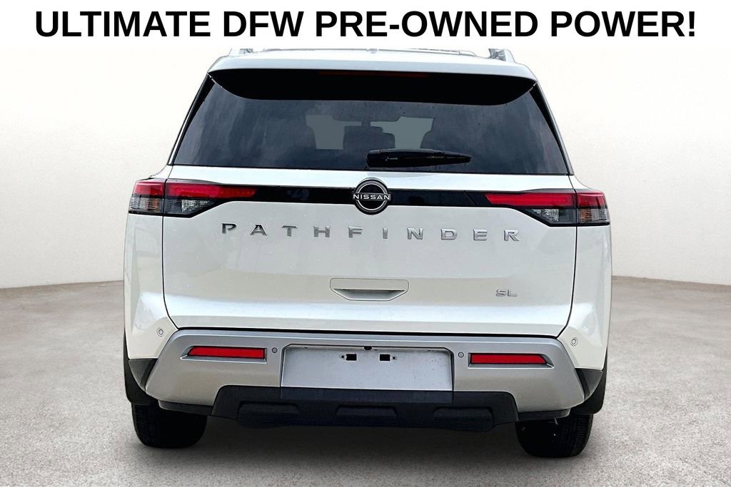 Used 2024 Nissan Pathfinder SL FWD image 5