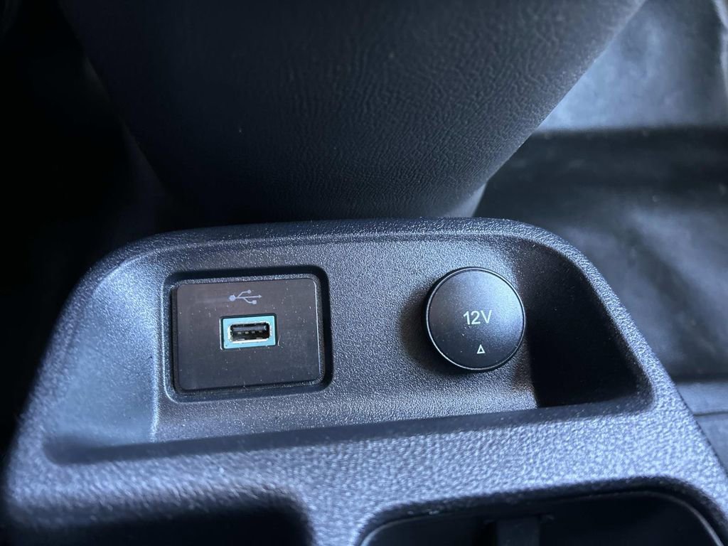 Certified 2020 Ford Transit Connect XL image 32