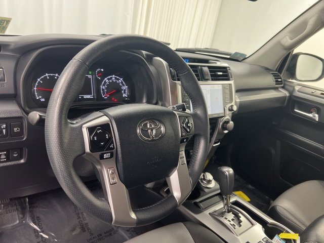 Used 2022 Toyota 4Runner SR5 Premium image 13