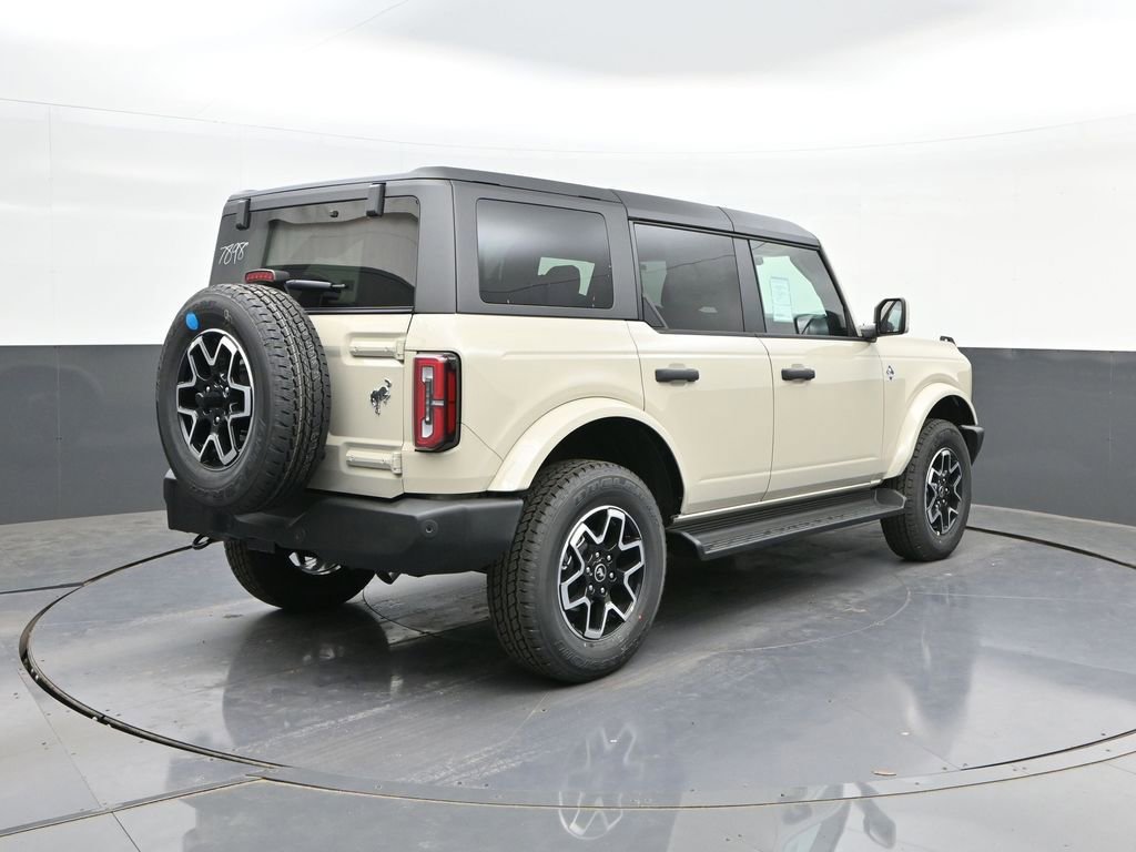 New 2026 Ford Bronco Outer Banks AWD/4WD image 11
