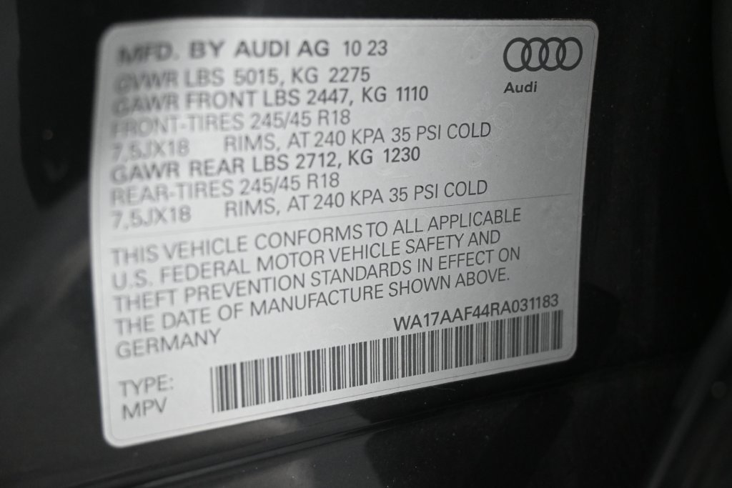 Used 2024 Audi A4 2.0T allroad Premium w/ Convenience Package AWD/4WD image 9