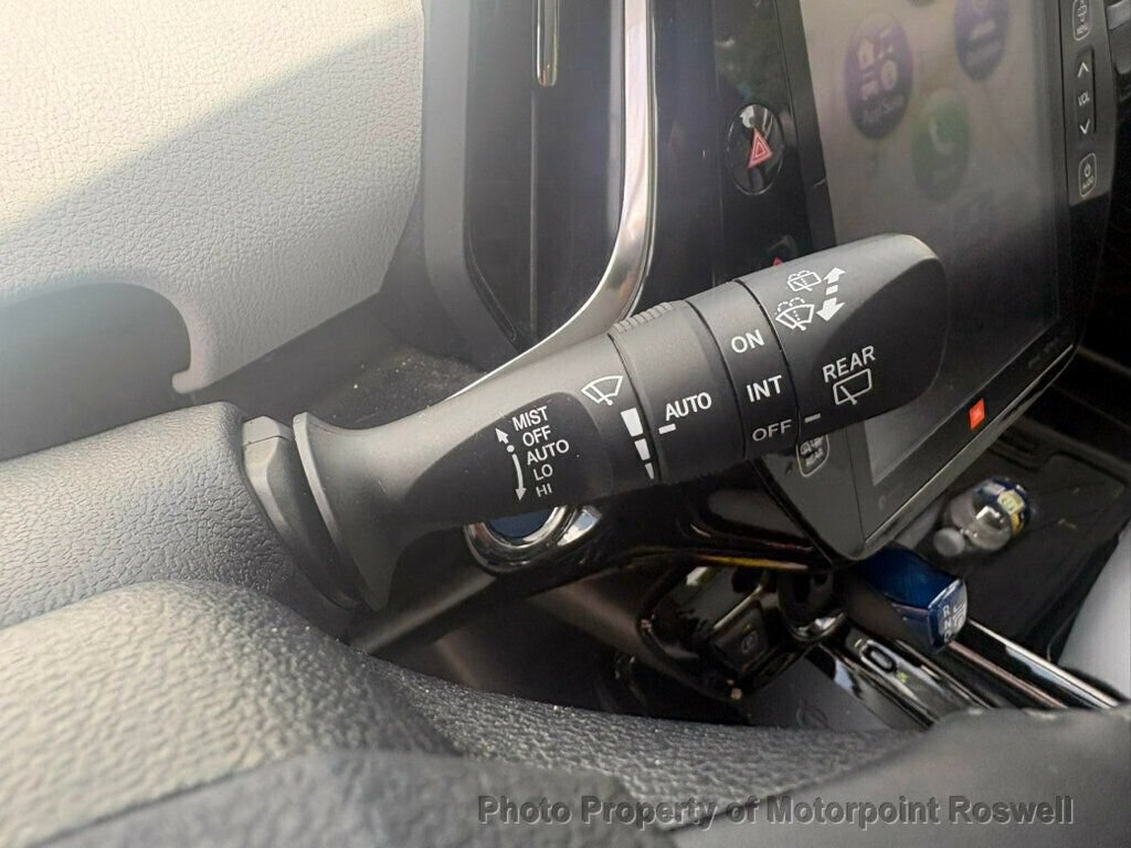 Used 2019 Toyota Prius Limited FWD image 17